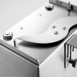 Currywurstschneider - 188 x 225 mm - mit 2 Klingen - 135 Watt - Schnittbreite: 5 bis 35mm