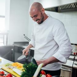 Commercial Wall-Mounted Extractor Hood – 2000mm – with Speed Controller, Baffle Filters & Lighting