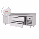 Hűtött munkaasztal PREMIUM PLUS - 2452x700 mm - 625 liter - ventilációs - 2 ajtóval - 4 fiókkal - felhajtással