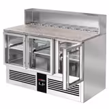 Saladette PREMIUM - 1368mm - zwart front - 3 glazen deuren - met RVS deksel voor 7x GN 1/6 - granieten werkblad