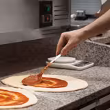 Table réfrigérée pour pizza PREMIUM - 1500 x 800 mm - avec 2 portes - incl. vitrine réfrigérée avec LED - 7 x GN 1/4