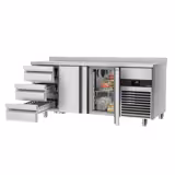 Soğutmalı tezgah PREMIUM - 1865x700mm - 2 kapılı; 3 çekmeceli - dijital termostat; EVCO display; soft-closing; içten motorlu; fanlı soğutma - çalışma yüzeyi arkadan yükseltili