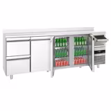 Rashladni pult za pića PREMIUM - 2690x600 mm - 775 l - 3 vrata, 2 ladice, podignuti rub & izbijalica za kavu