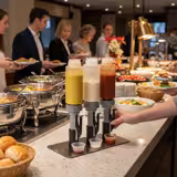 Szószadagoló - 3 részes - 3x 710 ml - 127x330x401 mm - cseppmentes adagolás - tartállyal - tartozékokkal: Hármas tartó