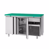 Table réfrigérée PREMIUM - 1400 x 700 mm - avec 2 portes - avec planche à découper verte incluse