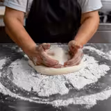 Stół roboczy centralny ze stali nierdzewnej ECO - 600x700mm - z półką