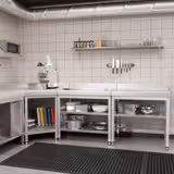 Masă de lucru din oțel inoxidabil PREMIUM – 600 x 700 mm – cu blat de bază, rebord și blat intermediar