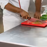 Tavolo da lavoro in acciaio inox PREMIUM - 1800x800mm - con ripiano inferiore & alzatina & ripiano intermedio & traversi di rinforzo