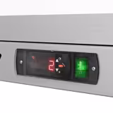 Bancada refrigerada para bar - 600mm - 130L - com 1 porta de vidro de batente - Aço inoxidável