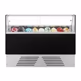 Ijsvitrine EMMA - 1715mm - geforceerde koeling - met LED‑verlichting & rechte ruit - voor 9x 5 liter ijsbak of 6x 7 liter ijsbak - incl. 6x 7 liter ijsbak - zwart