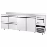 Bajo mostrador refrigerado PREMIUM - 2690x600mm - con 2 puertas y 4 cajones, encimera de trabajo con trasera elevada y golpeador de café - 775L
