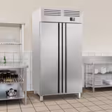 Kylskåp Rostfritt stål PREMIUM PLUS - GN 1/1 - 974 mm - 745 liter - +2 °C till +8 °C - med 2 dörrar - Ventilerad kylning, LED-belysning, Lås, Automatisk avfrostning, R290