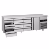 Hűtött munkaasztal PREMIUM - 2330x700 mm - GN 1/1 - 632 liter - ventilációs - 1 ajtóval - 9 fiókkal