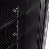Frigorífico expositor de bebidas - 1500mm - 1500L - com 3 portas de batente em vidro - Preto