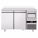 Barový chladicí stůl PREMIUM - 1580x600 mm - 365 l - se 2 dveřmi, zadní lem & vyklepávač na kávu - černý