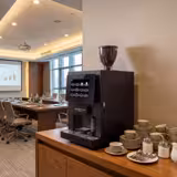 Professionele volautomatische espressomachine - 30 drankopties - 10" touchscreen - 1 bonenreservoir & 2 poedercontainers - incl. versmelksysteem