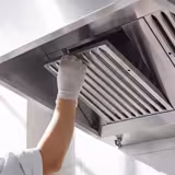 Fläktkåpa - 2400 mm - djup 900 mm - med flamskyddsfilter och belysning