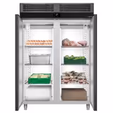 Armario frigorífico de acero inoxidable PREMIUM - GN 2/1 - 1400L - con 2 puertas de acero inoxidable y guías y rejillas GN 2/1 - ventilado; desescarche automático; R290; monobloque; cerradura con llave; AISI 304; color Anthrazit