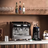 Espressomaskin med portafilter "Compact" - 2 bryggrupper - inkl. preinfusion & 1 ångrör