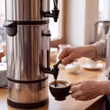 Koffiezetapparaat - 7 liter - 1,2 kW - met opzetstuk voor 4 liter melkdispenser