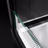 Vitrine à pâtisserie réfrigérée MADRID Self-Service - 435L - 1000mm - Double vitrage - avec 2 étagères en verre - portes coulissantes vitrées arrière - avec rideau de nuit - pour pâtisseries - Pour FR - Noir mat