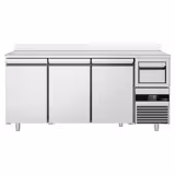 Arrière-bar réfrigéré professionnel PREMIUM - 2130 x 600 mm - avec 3 portes - avec dosseret - avec tiroir à marc de café