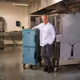 Cambro | ULTRA CAMCARTS® - أزرق رمادي - GN 1/1  حاوية حرارية لـ 8 حاويات 