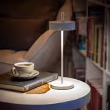 Lampada da tavolo LED ricaricabile - CLEO - dimmerabile a 3 livelli - IP54 - per interno/esterno - Ø120mm - Whisper White