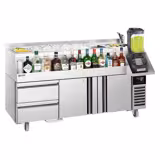 Tavolo frigo bar per cocktail e bevande - 1600 mm - 235 litri - 2 porte, 2 cassetti e presa da 230 V