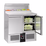 Přípravný chladicí stůl Mini PREMIUM - 900x700 mm - 2 dveře - pro 5× GN 1/6 - vč. 2× GN 1/1 rošt