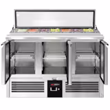 Saladette réfrigérée PREMIUM - 1365mm - 248L - 3 portes - avec découpe pour 7x GN 1/3 & Couvercle verre