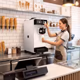 Commercial Soft Serve Ice Cream Machine - 20-26L/h - 1.6kW - for 1 flavour - Tabletop unit - Pre-Cooling