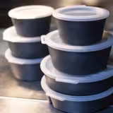 (12 bucăți) Capace reutilizabile – transparente – potrivite pentru tăvi de meniu de 1,1 litri MWSGK1100