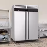 GASTRO-COOL | Hladnjak nehrđajući čelik (inox) PREMIUM - GN 2/1 - 1200 l - od -2 °C do +10 °C - s 2 vrata - ventilirano hlađenje, monoblok rashladna jedinica, automatsko odmrzavanje, LED rasvjeta, letvice i potporne rešetke