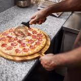 Pizzawerkbank PREMIUM PLUS - 1490x700mm - met granieten werkblad - met 1 deur & 2 laden - incl. opzetkoelvitrine - 6x GN 1/4