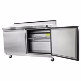 Stół sałatkowy PREMIUM – 1230 mm – 396 litrów – 2 drzwi – w zestawie 12 pojemników GN 1/6