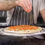 Table réfrigérée à pizza PREMIUM - 2000x800 mm - avec 3 portes - incl. vitrine réfrigérée - 10x GN 1/4